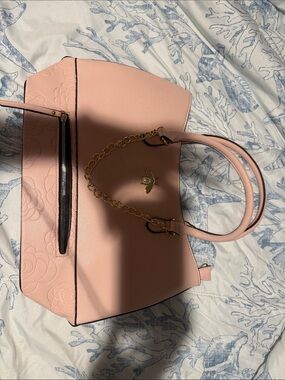 Soft Pink Structured Tote with Gold Chain Detail